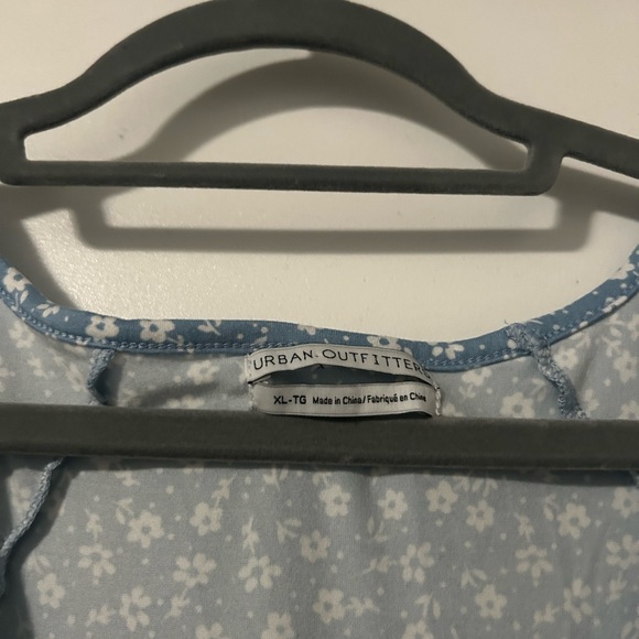 Urban Outfitters Floral Blue V-Neck Dress Size XL - Picture 4 of 4